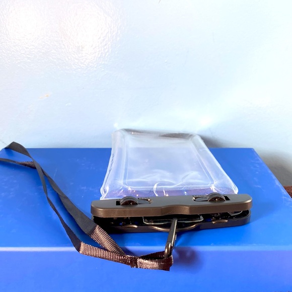 📱Waterproof Case for IPhone 11📱 - Picture 5 of 5